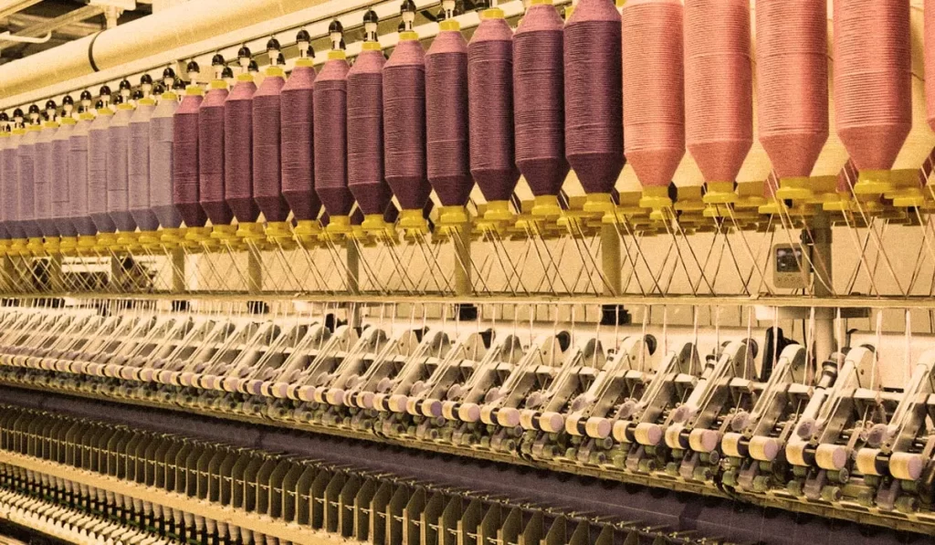 کاربرد پلی یورتان در صنعت پوشاک