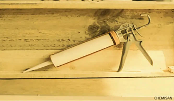 نحوه استفاده از چسب پلی اورتان سوسیسی